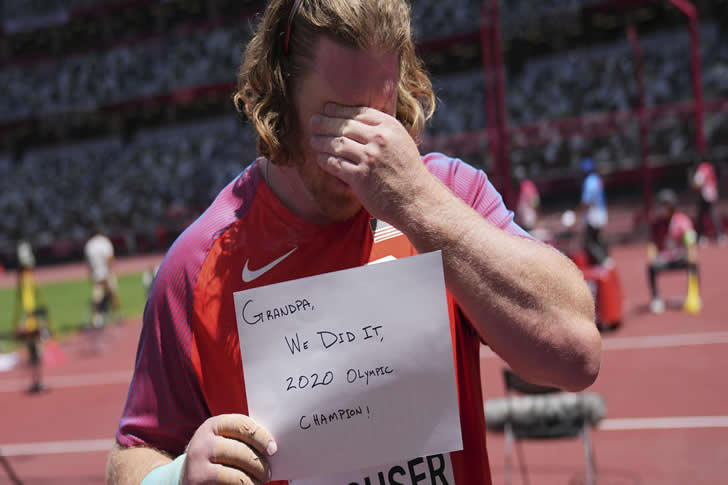 Capturing Olympic Games: Unforgettable Moments and Extraordinary Athletes